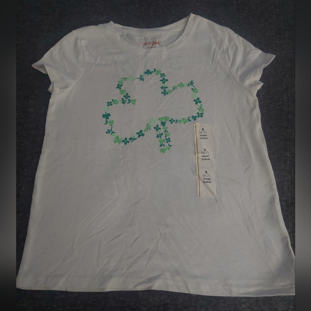 Nwt cat & jack‎ 6-7 small shamrock tee